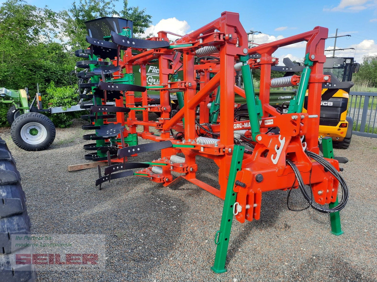 Agro-Masz Runner 40 H Federstempel 600 - קלטרת: תמונה 2 Agro-Masz Runner 40 H Federstempel 600 - קלטרת: תמונה 2