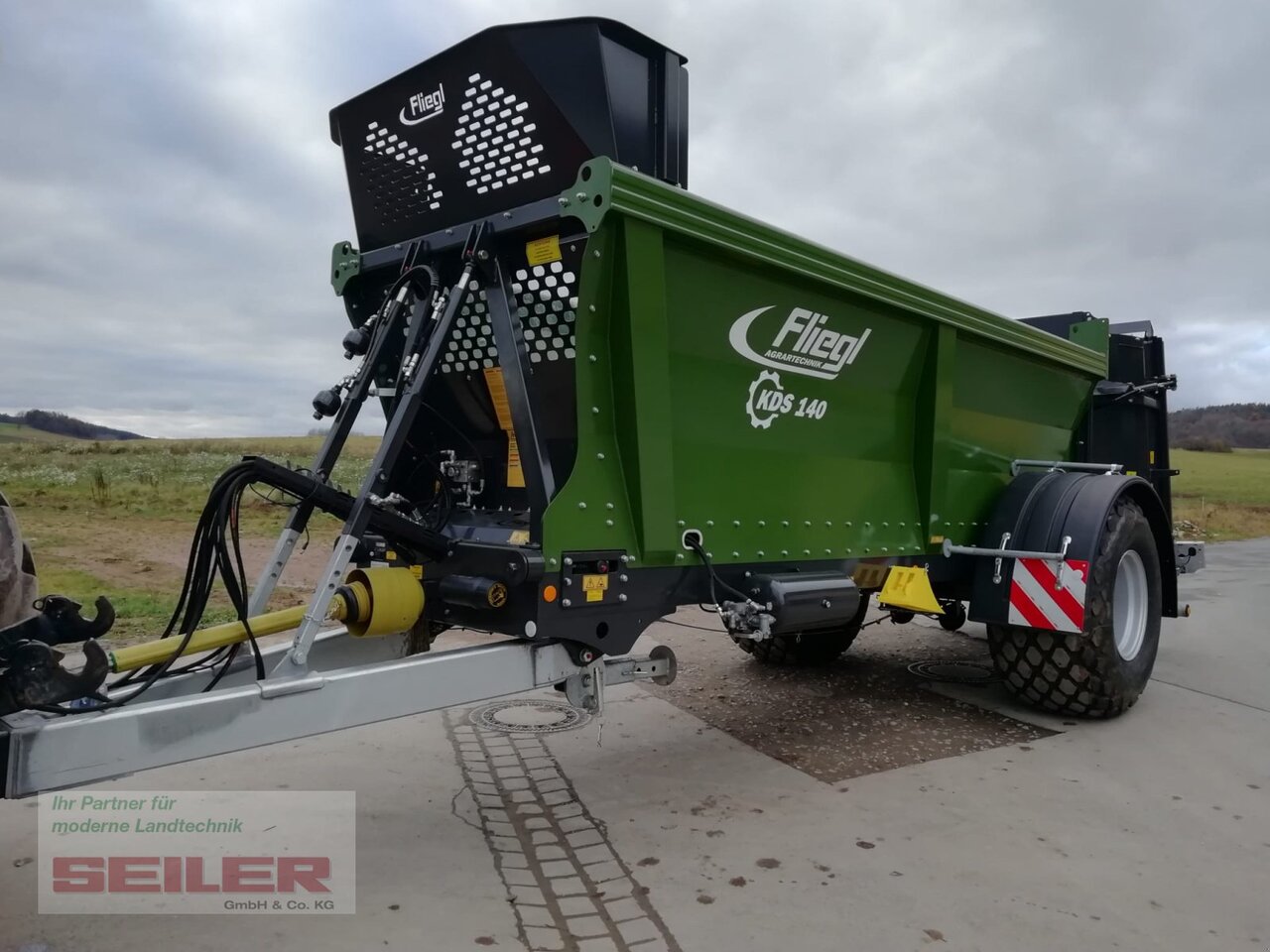 Fliegl KDS 120 JUNIOR XL 12m³ - מפזרת זבל: תמונה 1 Fliegl KDS 120 JUNIOR XL 12m³ - מפזרת זבל: תמונה 1