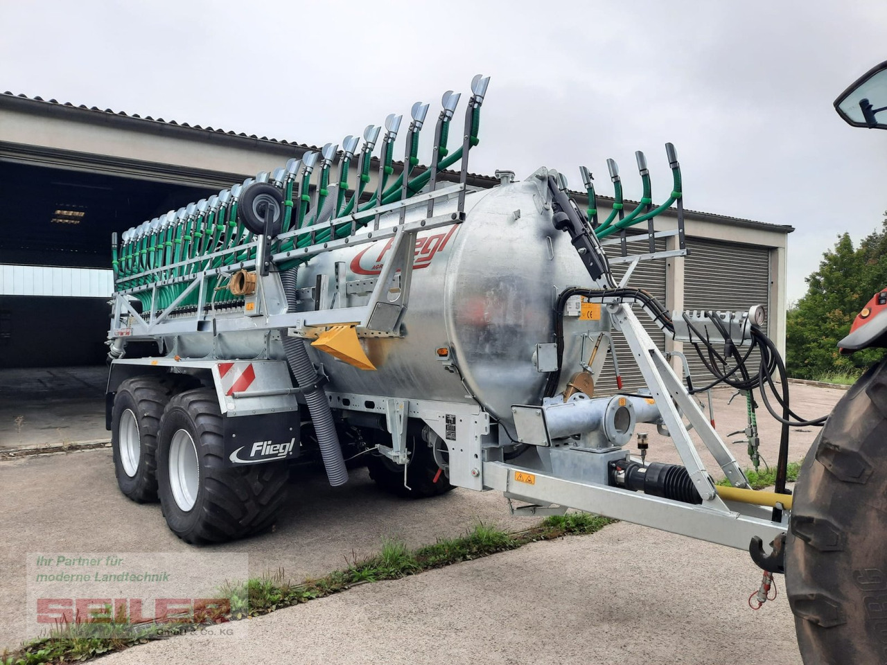 Fliegl PFW 12000 Maxx Line Tandem + Skate 150 12m³ / 15 m - מכל תערובת: תמונה 2 Fliegl PFW 12000 Maxx Line Tandem + Skate 150 12m³ / 15 m - מכל תערובת: תמונה 2