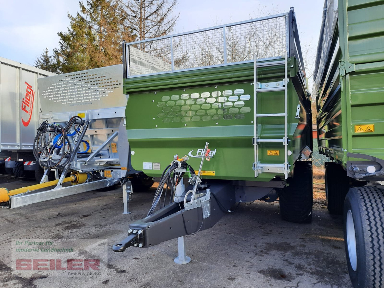Fliegl TMK 140 FOX JUMBO-TITAN 20m³ - מסיר פסולת/ קרון נגרר חקלאי: תמונה 2 Fliegl TMK 140 FOX JUMBO-TITAN 20m³ - מסיר פסולת/ קרון נגרר חקלאי: תמונה 2