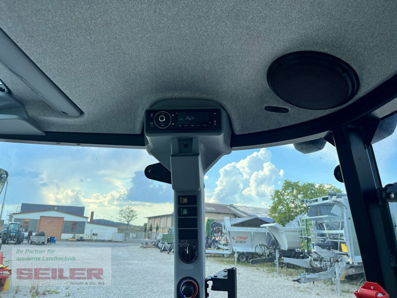 Steyr Kompakt 4075 HILO - טרקטור חקלאי: תמונה 5 Steyr Kompakt 4075 HILO - טרקטור חקלאי: תמונה 5