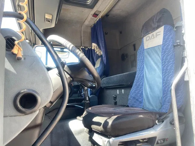 משאית צד נופל/ שטוחה DAF XF 95 8 Tires (6x2) euro 2: תמונה 10