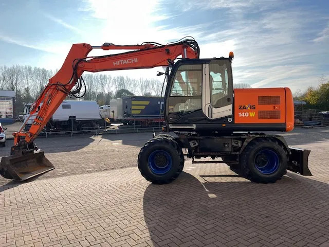 Hitachi ZX 140W-3 - מחפר גלגלים: תמונה 5 Hitachi ZX 140W-3 - מחפר גלגלים: תמונה 5