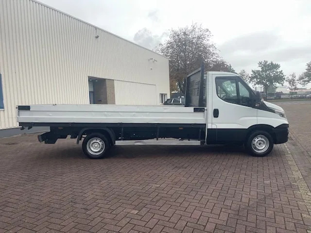 Iveco Daily 35S14 - טנדר, כלי רכב מסחרי קומבי: תמונה 2 Iveco Daily 35S14 - טנדר, כלי רכב מסחרי קומבי: תמונה 2