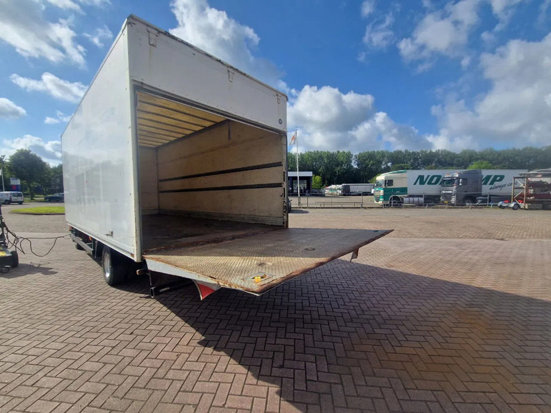 Iveco Eurocargo 75E15 6 Cilinder Engine 4x2 Full Springs Euro 2 engine - משאית תיבה: תמונה 5 Iveco Eurocargo 75E15 6 Cilinder Engine 4x2 Full Springs Euro 2 engine - משאית תיבה: תמונה 5
