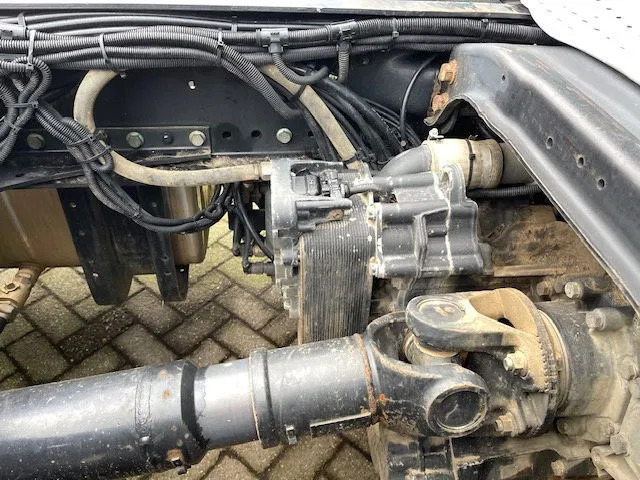 MAN TGS 18.480 Euro 5 Retarder 2-Tanks - יחידת טרקטור: תמונה 4 MAN TGS 18.480 Euro 5 Retarder 2-Tanks - יחידת טרקטור: תמונה 4