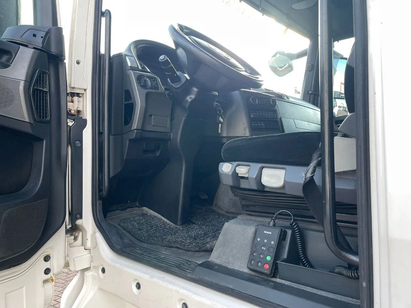 יחידת טרקטור MAN TGX 18.480 Euro 6 Retarder 2 tanks: תמונה 10 יחידת טרקטור MAN TGX 18.480 Euro 6 Retarder 2 tanks: תמונה 10