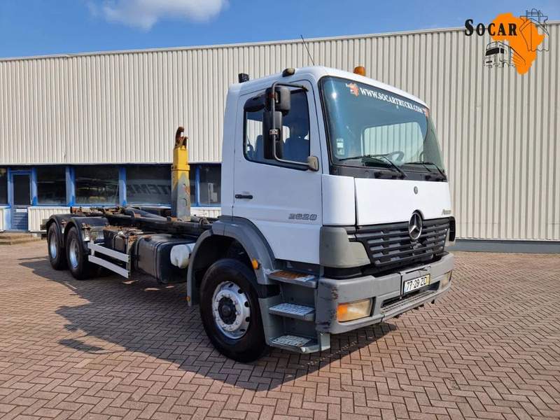 Mercedes-Benz Atego 2628 6x4, Manual gear, full steel suspension - משאית עם שלדת תא: תמונה 1 Mercedes-Benz Atego 2628 6x4, Manual gear, full steel suspension - משאית עם שלדת תא: תמונה 1