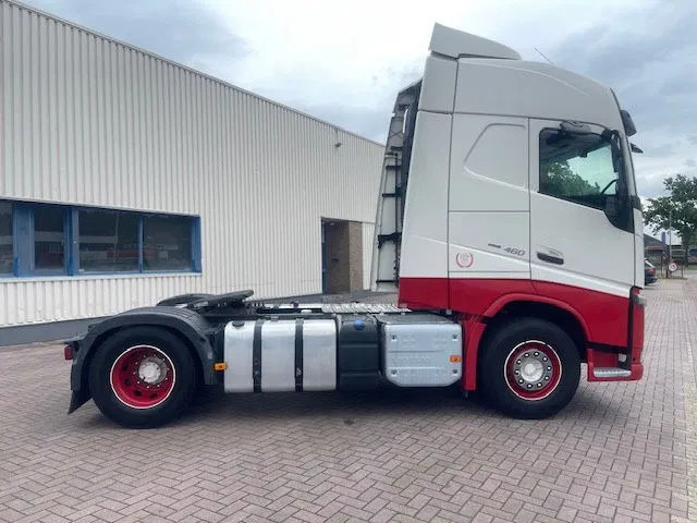 Volvo FH 13.460 2Tanks-NL~Truck-Parking Cool TUV - יחידת טרקטור: תמונה 5 Volvo FH 13.460 2Tanks-NL~Truck-Parking Cool TUV - יחידת טרקטור: תמונה 5