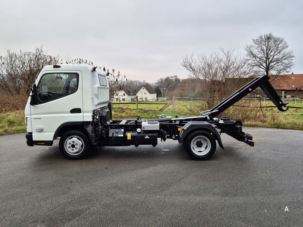 FUSO 3C15 Duonic Aut.City Abrollkipper AHK 3.5T - משאית הרמת וו: תמונה 3 FUSO 3C15 Duonic Aut.City Abrollkipper AHK 3.5T - משאית הרמת וו: תמונה 3
