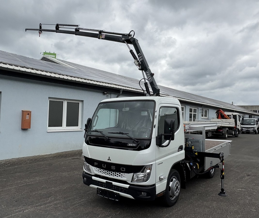 FUSO 3S15 Alu Pritsche 2.80m Ladekran Funk! sofort ve - משאית מנוף: תמונה 1 FUSO 3S15 Alu Pritsche 2.80m Ladekran Funk! sofort ve - משאית מנוף: תמונה 1