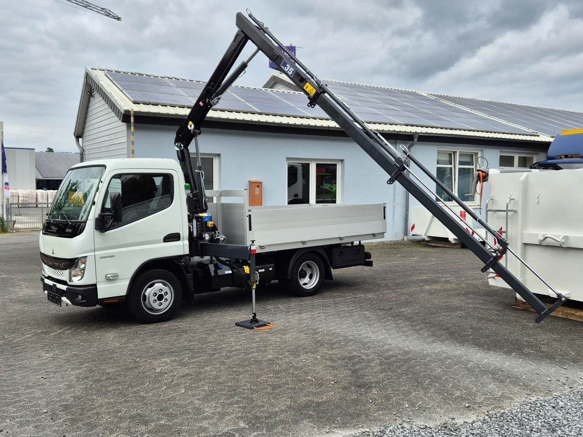 FUSO 3S15 Alu Pritsche 2.80m Ladekran - כלי רכב מסחרי במיטה שטוחה: תמונה 1 FUSO 3S15 Alu Pritsche 2.80m Ladekran - כלי רכב מסחרי במיטה שטוחה: תמונה 1