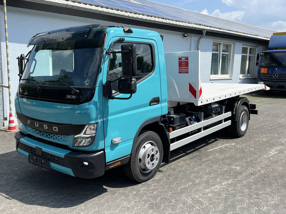 FUSO Canter FUSO 9C18 City Abrollkipper Krokbil Color - משאית הרמת וו, משאית מנוף: תמונה 4 FUSO Canter FUSO 9C18 City Abrollkipper Krokbil Color - משאית הרמת וו, משאית מנוף: תמונה 4