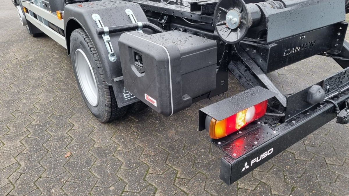 חָדָשׁ משאית הרמת וו, משאית מנוף FUSO FUSO 9C18 City Abrollkipper + Z-Kran Recycling: תמונה 18