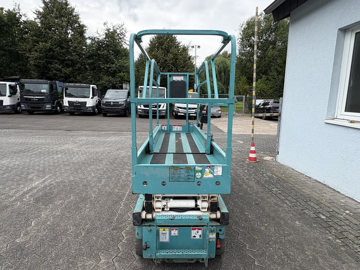 GENIE Haulotte Compact 8 baugleich GS 2032 sofort verf - מעלית מספריים: תמונה 2 GENIE Haulotte Compact 8 baugleich GS 2032 sofort verf - מעלית מספריים: תמונה 2