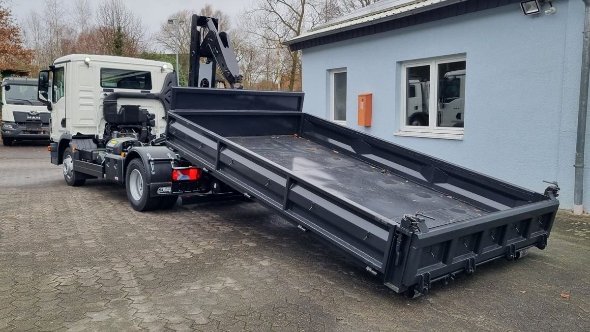 MAN TGL 12.220 BL NEU City Abrollkipper 8t TipMatic - משאית הרמת וו: תמונה 4 MAN TGL 12.220 BL NEU City Abrollkipper 8t TipMatic - משאית הרמת וו: תמונה 4