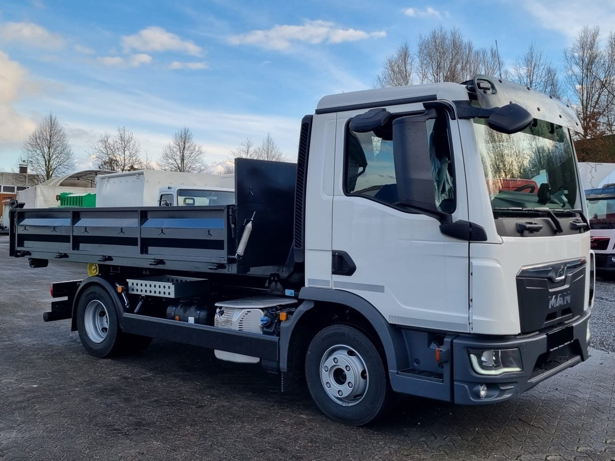 MAN TGL 8.220 BL City Abollkipper 6t TipMatic AHKx2 - משאית הרמת וו: תמונה 3 MAN TGL 8.220 BL City Abollkipper 6t TipMatic AHKx2 - משאית הרמת וו: תמונה 3