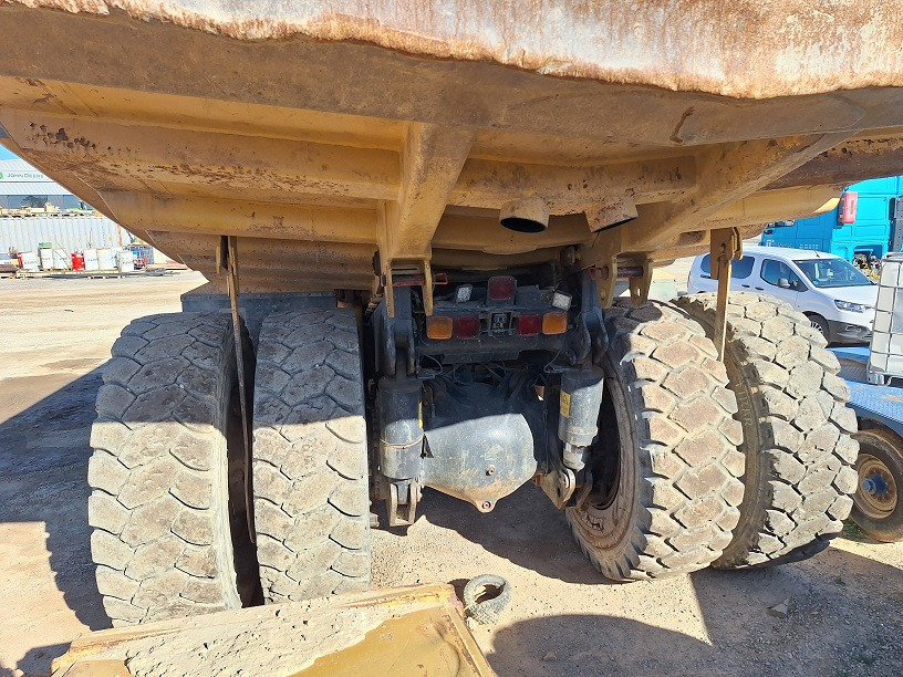משאית סלעים/ מסיר פסולת קשיח KOMATSU HD605-7EO: תמונה 12