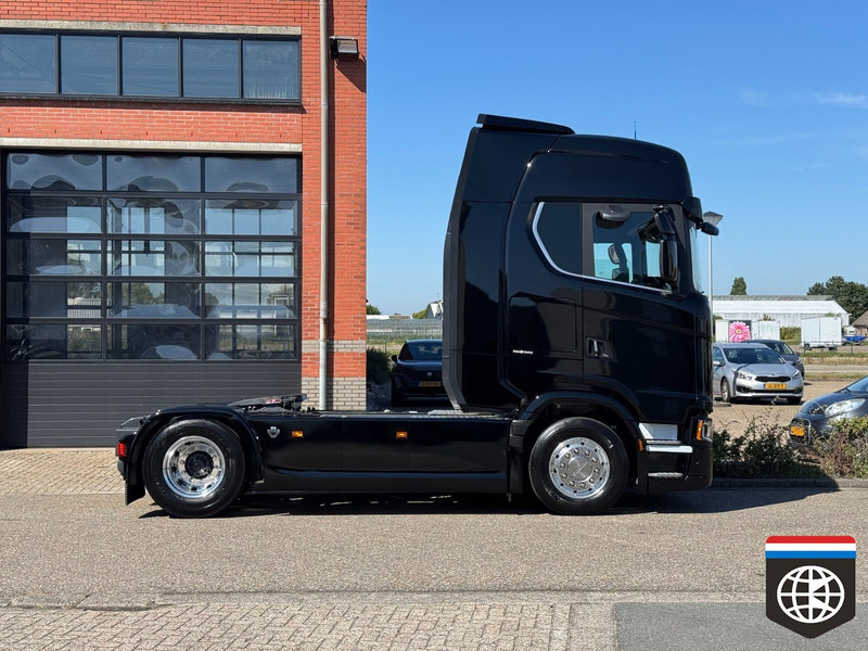 Scania 590 S King of the Road - FULL AIR - NEW TRUCK! - יחידת טרקטור: תמונה 4 Scania 590 S King of the Road - FULL AIR - NEW TRUCK! - יחידת טרקטור: תמונה 4