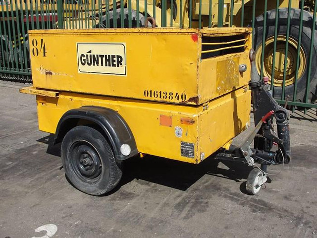 Demag mannesmann SC 40 DS - מכונת בנייה: תמונה 1 Demag mannesmann SC 40 DS - מכונת בנייה: תמונה 1