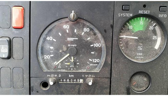 משאית עם שלדת תא Mercedes-Benz 2524 L: תמונה 14
