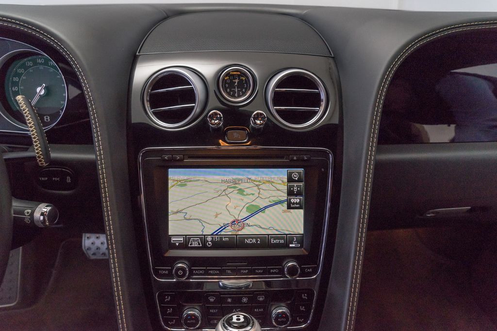 מכונית Bentley Continental GT 4.0 V8 4WD/Kamera/21 Zoll/LED: תמונה 12