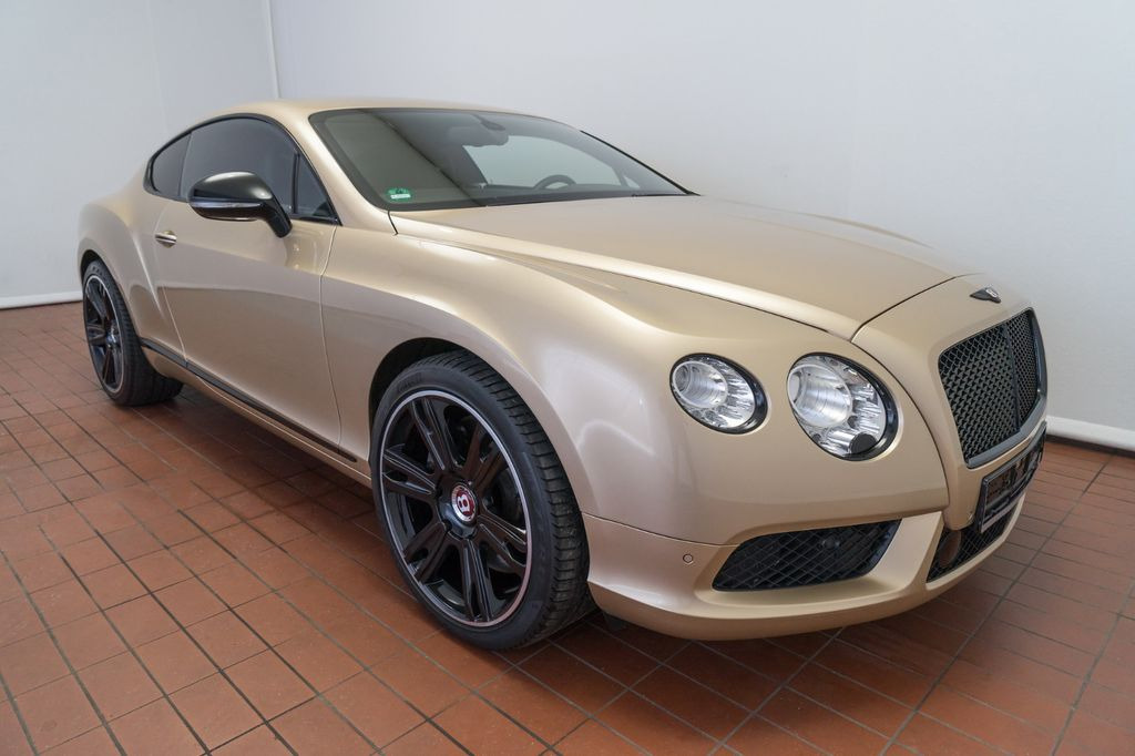 Bentley Continental GT 4.0 V8 4WD/Kamera/21 Zoll/LED - מכונית: תמונה 3 Bentley Continental GT 4.0 V8 4WD/Kamera/21 Zoll/LED - מכונית: תמונה 3