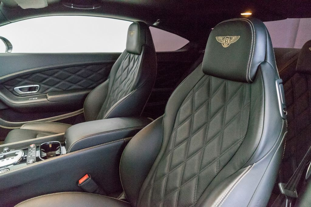 מכונית Bentley Continental GT 4.0 V8 4WD/Kamera/21 Zoll/LED: תמונה 8