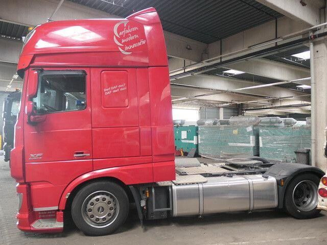 DAF XF 460, SSC, Retarder, Klima, VA+HA-Luftfederung - יחידת טרקטור: תמונה 2 DAF XF 460, SSC, Retarder, Klima, VA+HA-Luftfederung - יחידת טרקטור: תמונה 2