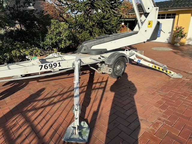 Dino 120 T, Arbeitshöhe 12m, Hydr. Radantrieb - מנוף הרמה נגרר: תמונה 3 Dino 120 T, Arbeitshöhe 12m, Hydr. Radantrieb - מנוף הרמה נגרר: תמונה 3