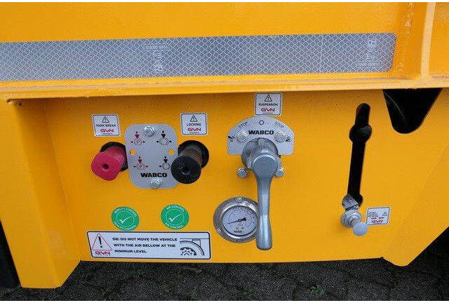 GVN 3GVN, Gelenkt, Hydr. Rampen, Luft-Lift - סמיטריילר עם מטען נמוך: תמונה 4 GVN 3GVN, Gelenkt, Hydr. Rampen, Luft-Lift - סמיטריילר עם מטען נמוך: תמונה 4