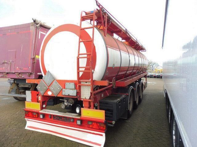 Kässbohrer Isoliert, Chemie, V2A, 32m³,Kompresor,Alu-Felgen - סמיטריילר מכל: תמונה 4 Kässbohrer Isoliert, Chemie, V2A, 32m³,Kompresor,Alu-Felgen - סמיטריילר מכל: תמונה 4