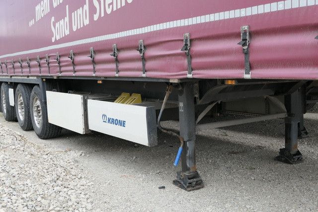 Krone SD, Gelenkt, Luft-Lift, Mitnahmestapler, Edscha - סמיטריילר עם וילונות צד: תמונה 2 Krone SD, Gelenkt, Luft-Lift, Mitnahmestapler, Edscha - סמיטריילר עם וילונות צד: תמונה 2