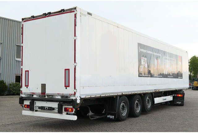 Krone SD, Schlüssellochblech, Luft-Lift, SAF-Achsen - סמיטריילר בתיבה סגורה: תמונה 2 Krone SD, Schlüssellochblech, Luft-Lift, SAF-Achsen - סמיטריילר בתיבה סגורה: תמונה 2