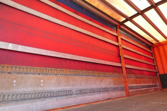 Krone Wechselbrücke, BDF, Gardine, Hinten Türen - קרון נגרר עם וילונות צד: תמונה 4 Krone Wechselbrücke, BDF, Gardine, Hinten Türen - קרון נגרר עם וילונות צד: תמונה 4