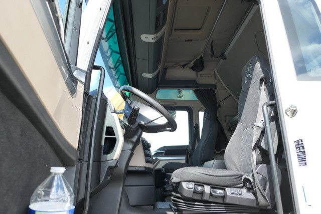 MAN 18.500 TGX 4x2, Intarder, Klima, 2x Tank,Spoiler - יחידת טרקטור: תמונה 4 MAN 18.500 TGX 4x2, Intarder, Klima, 2x Tank,Spoiler - יחידת טרקטור: תמונה 4