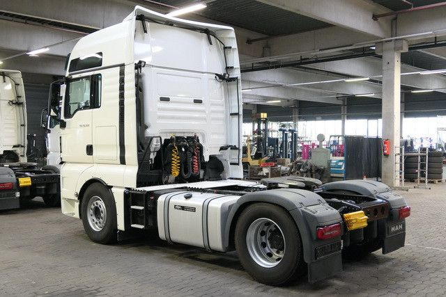 MAN 18.500 TGX/ZF-Intarder/Navi/Kühlbox - יחידת טרקטור: תמונה 5 MAN 18.500 TGX/ZF-Intarder/Navi/Kühlbox - יחידת טרקטור: תמונה 5