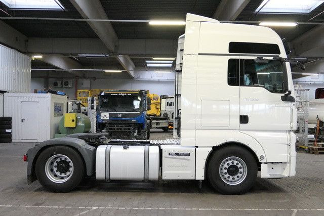 MAN 18.500 TGX/ZF-Intarder/Navi/Kühlbox - יחידת טרקטור: תמונה 2 MAN 18.500 TGX/ZF-Intarder/Navi/Kühlbox - יחידת טרקטור: תמונה 2