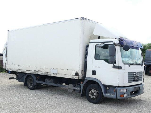 MAN 8.180 TGL BL, LBW, Klima, 3. Sitz, 6.100mm lang - משאית תיבה: תמונה 2 MAN 8.180 TGL BL, LBW, Klima, 3. Sitz, 6.100mm lang - משאית תיבה: תמונה 2