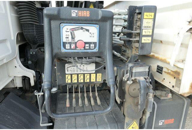 MAN 8.220 TGL BB, Hiab 055 BS-2, Greifer, AHK, Funk - מזהיר: תמונה 5 MAN 8.220 TGL BB, Hiab 055 BS-2, Greifer, AHK, Funk - מזהיר: תמונה 5