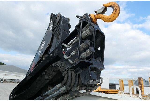 MAN 8.220 TGL BB, Hiab 055 BS-2, Greifer, AHK, Funk - מזהיר: תמונה 4 MAN 8.220 TGL BB, Hiab 055 BS-2, Greifer, AHK, Funk - מזהיר: תמונה 4