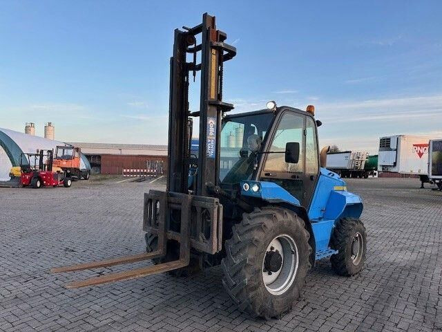 Manitou M30-4D/ST5 4X4, Gelände, 3to. Traglast, 5,5m - מלגזה: תמונה 5 Manitou M30-4D/ST5 4X4, Gelände, 3to. Traglast, 5,5m - מלגזה: תמונה 5