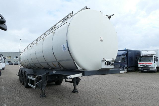 Menci SA 105, Isoliert, Tank aus 2017, 32m³, 5 Kammern - סמיטריילר מכל: תמונה 3 Menci SA 105, Isoliert, Tank aus 2017, 32m³, 5 Kammern - סמיטריילר מכל: תמונה 3