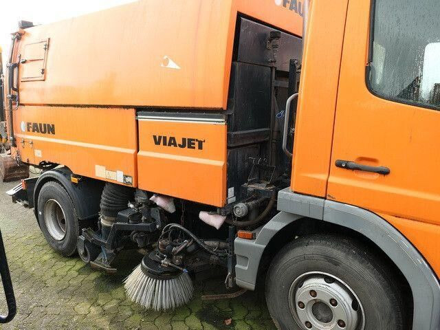 Mercedes-Benz 1018 Atego 4x2, Faun Viatec, Viajet 5R, Klima - מטאטא כבישים: תמונה 2 Mercedes-Benz 1018 Atego 4x2, Faun Viatec, Viajet 5R, Klima - מטאטא כבישים: תמונה 2