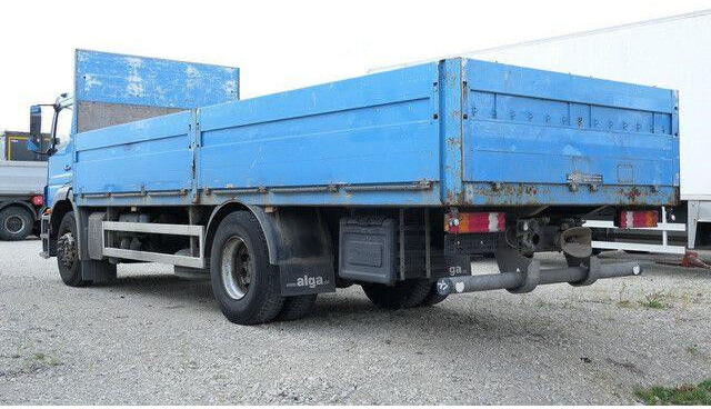 Mercedes-Benz 1833 L Axor 4x2, 7.200mm lang, AHK, Gerüst,Klima - משאית צד נופל/ שטוחה: תמונה 4 Mercedes-Benz 1833 L Axor 4x2, 7.200mm lang, AHK, Gerüst,Klima - משאית צד נופל/ שטוחה: תמונה 4