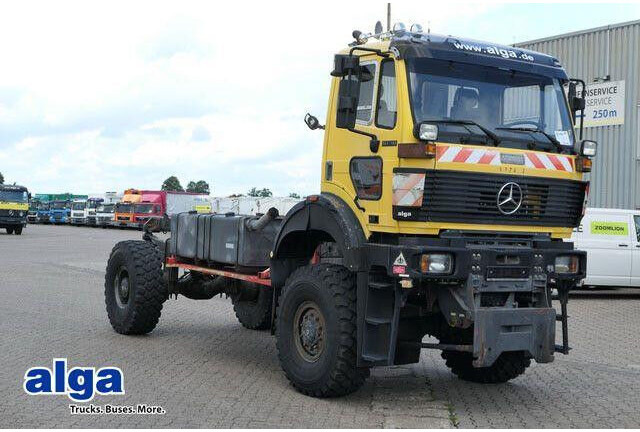 Mercedes-Benz 1838 AK 4x4, Allrad, Einzelbereifung, Wenig KM - משאית עם שלדת תא: תמונה 1 Mercedes-Benz 1838 AK 4x4, Allrad, Einzelbereifung, Wenig KM - משאית עם שלדת תא: תמונה 1