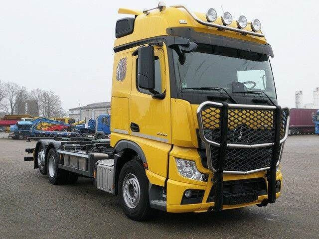 Mercedes-Benz 2546 L 6x2, MP4, 2x Schlafliege, Bullfänger, AC - משאית עם שלדת תא: תמונה 5 Mercedes-Benz 2546 L 6x2, MP4, 2x Schlafliege, Bullfänger, AC - משאית עם שלדת תא: תמונה 5