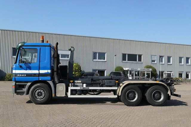 Mercedes-Benz 3343 Actros 6x4, Multilift LHS26056, Klima, AHK - משאית הרמת וו: תמונה 4 Mercedes-Benz 3343 Actros 6x4, Multilift LHS26056, Klima, AHK - משאית הרמת וו: תמונה 4