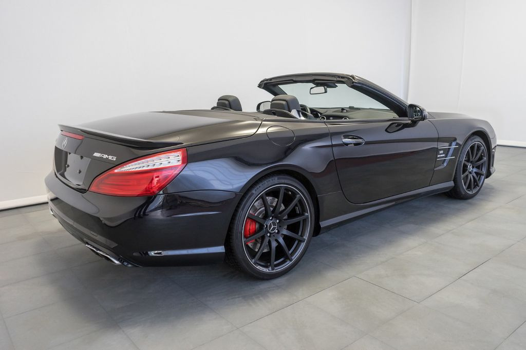 Mercedes-Benz SL 63 AMG/nur 19 Tkm./TÜV+Service neu! - מכונית: תמונה 4 Mercedes-Benz SL 63 AMG/nur 19 Tkm./TÜV+Service neu! - מכונית: תמונה 4