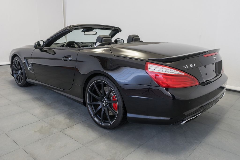 Mercedes-Benz SL 63 AMG/nur 19 Tkm./TÜV+Service neu! - מכונית: תמונה 2 Mercedes-Benz SL 63 AMG/nur 19 Tkm./TÜV+Service neu! - מכונית: תמונה 2
